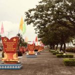 Cờ, hoa, khẩu hiệu…trang trí rực rỡ tại Khu lưu niệm Bác Đồng